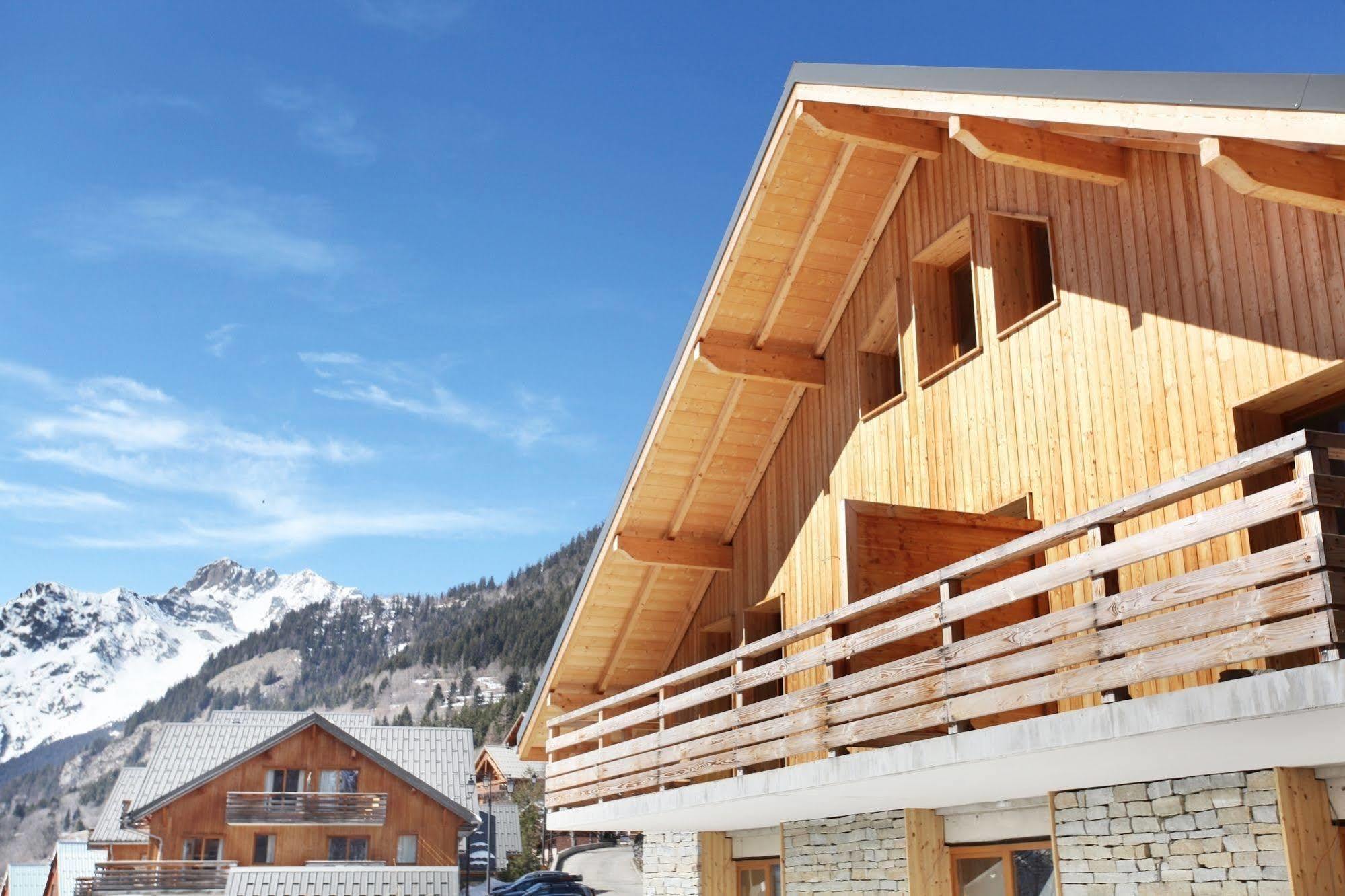 Residence Goelia Le Crystal Vaujany Exterior photo